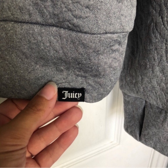 Juicy Couture Women's Jacquard Quilted Crop Pullover in Light Heather Grey - Picture 7 of 10